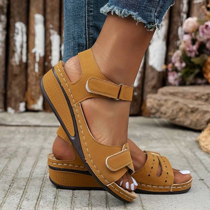 Vantorini Alfreda Platform Sandals